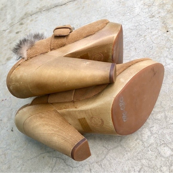 Michael Michael Kors Studded Mules Clogs Faux Fur Trim Tan Light Brown Suede 8 - Picture 7 of 8